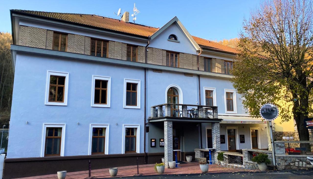 Hotel Sykora Krivoklat Exterior photo